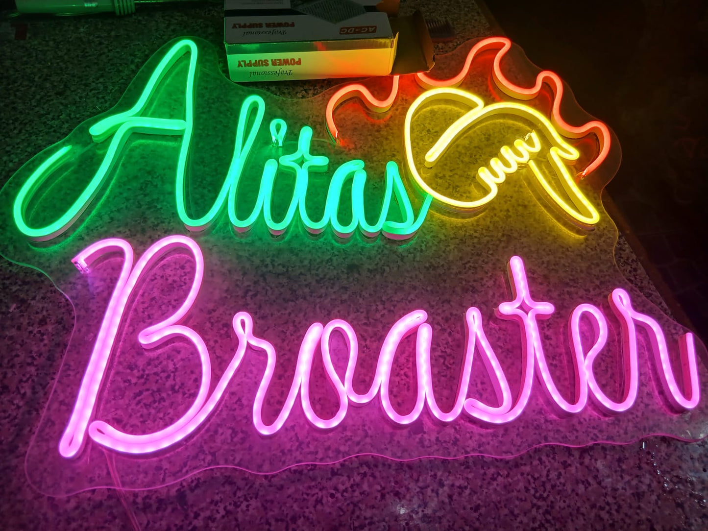 LETREROS NEÓN LED "ALITAS BROASTER"