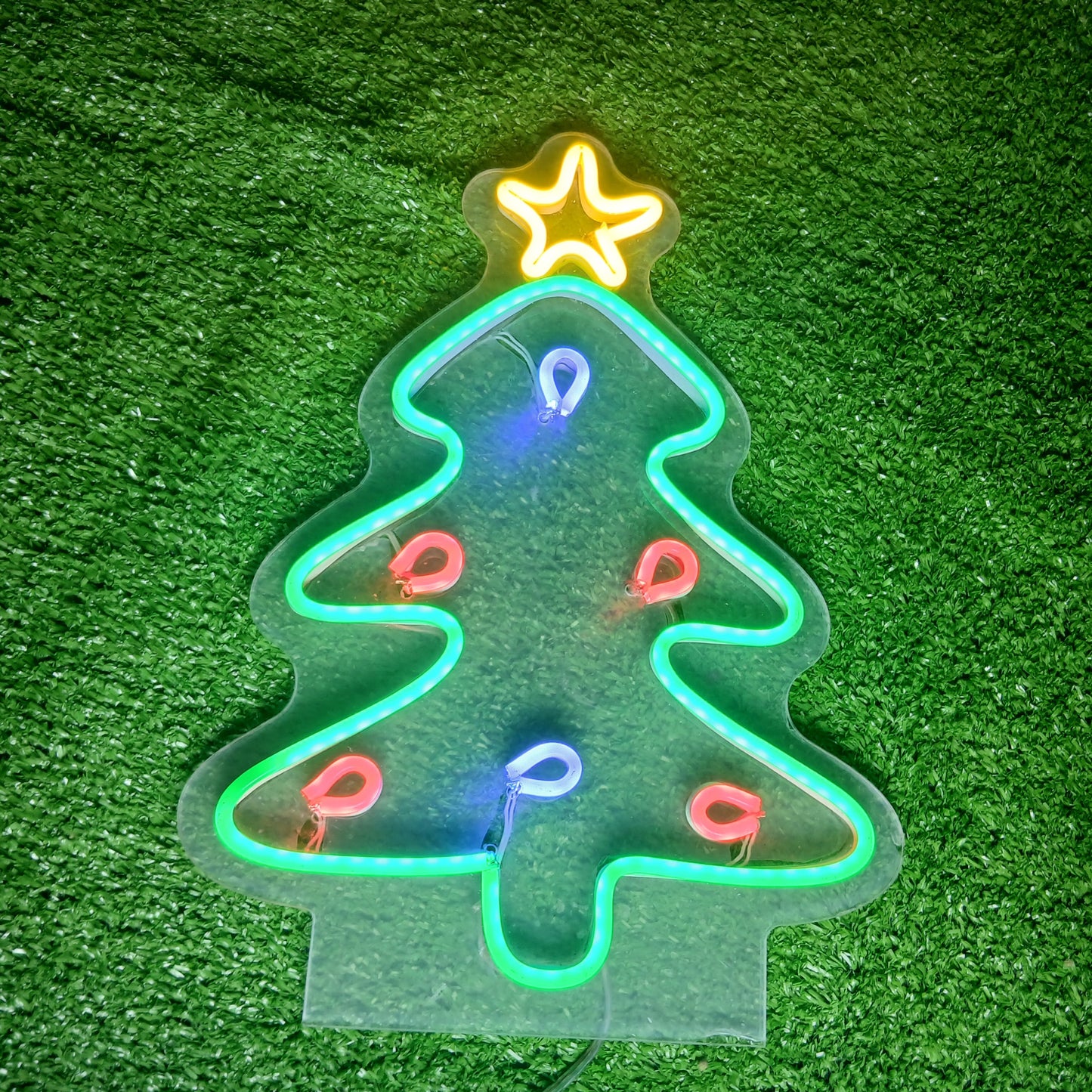 Diseño motivo navideño (Arbolito y estrella)