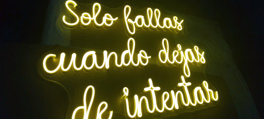FRASE LED MOTIVADOR